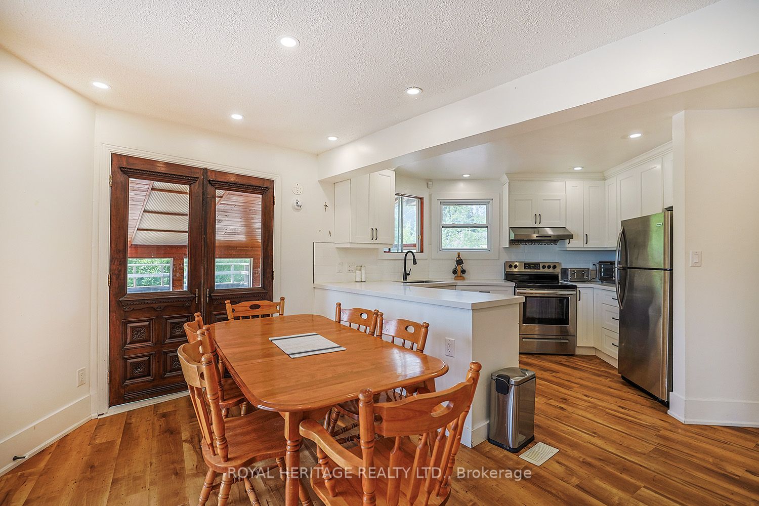 5225 Rice Lake Drive Property Photo 8