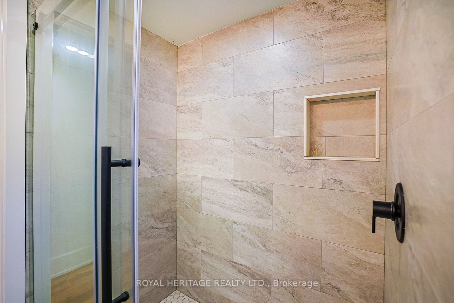 5225 Rice Lake Drive Property Photo 23