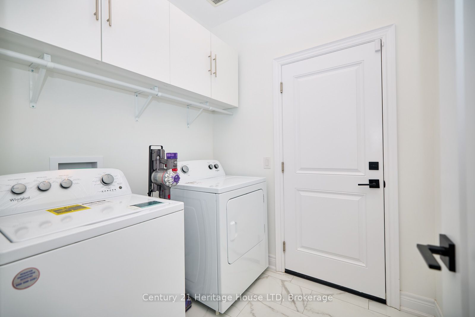 4242 Village Creek Drive Property Photo 30