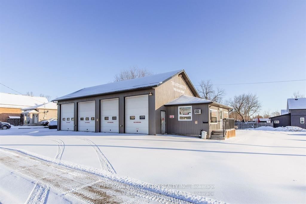 118 Queen Street Property Photo 12