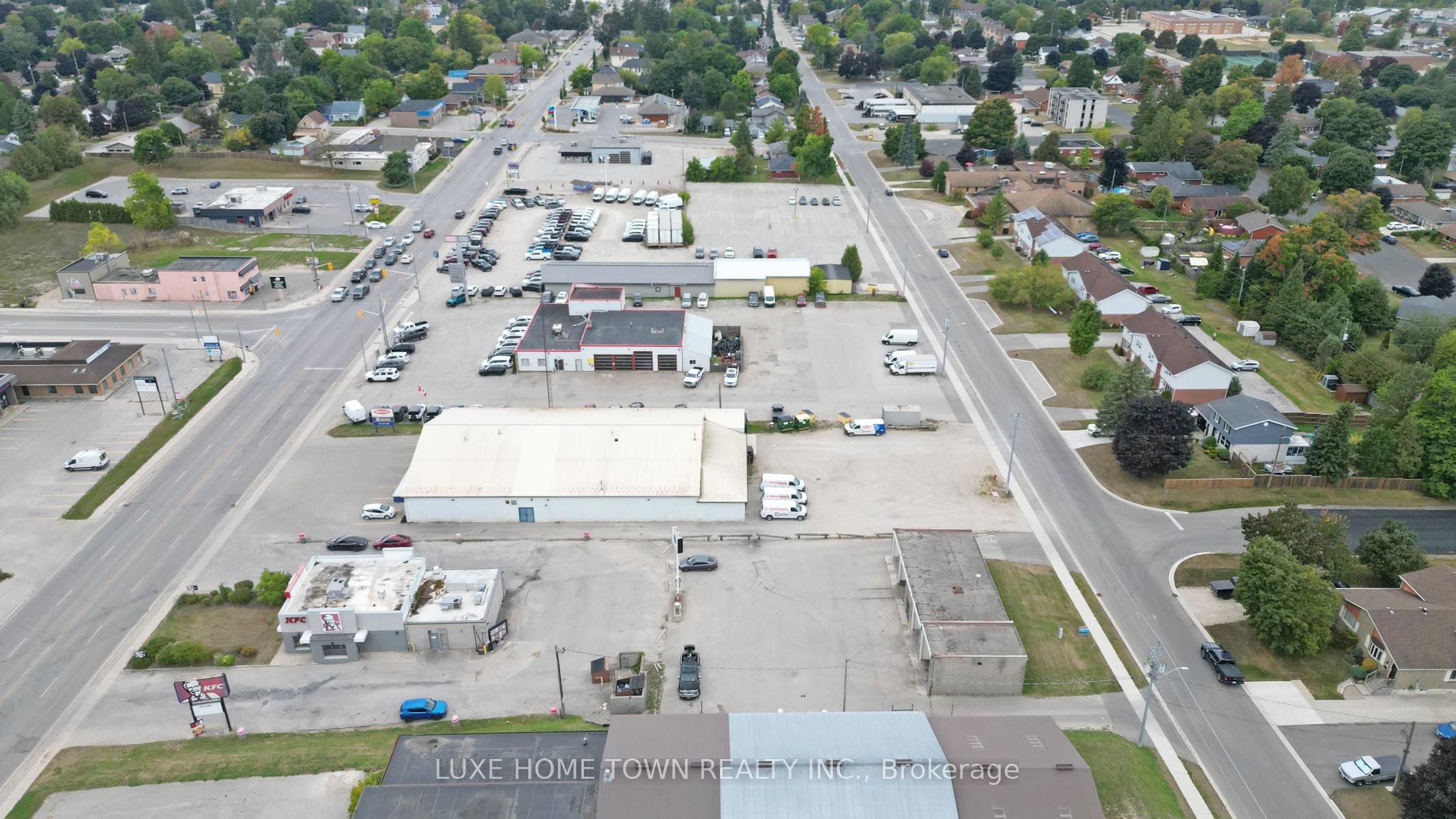 683 11th Street Property Photo 8