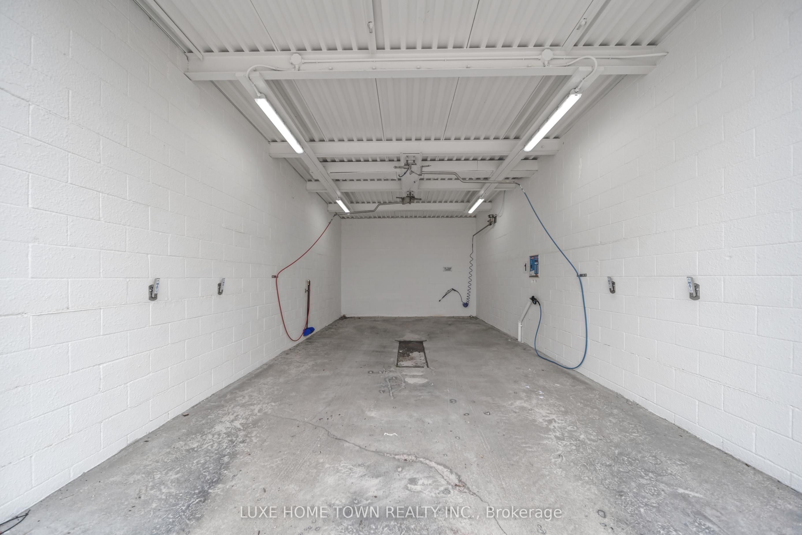 683 11th Street Property Photo 15