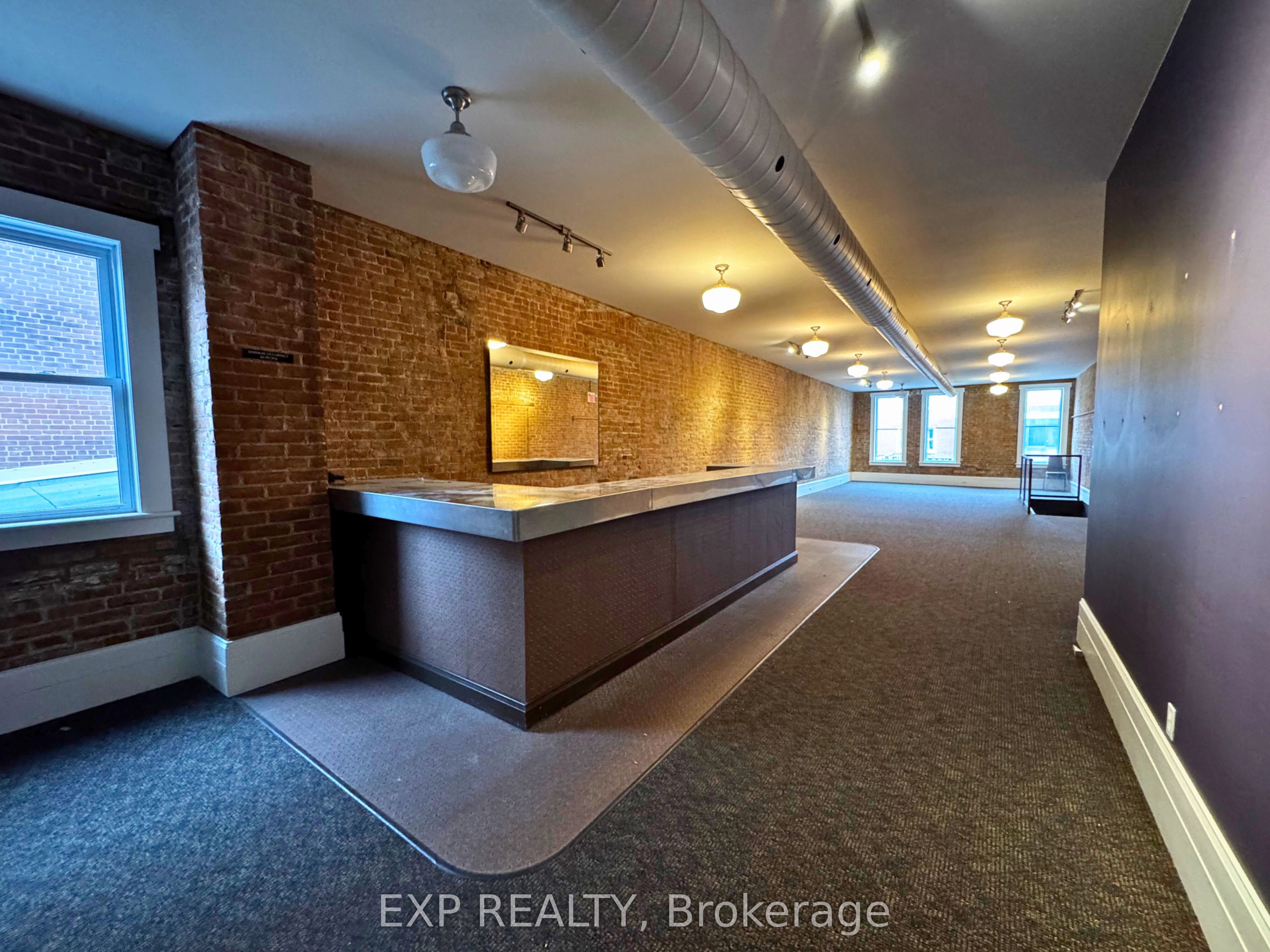 #upper - 14 Norfolk Street Property Photo 5