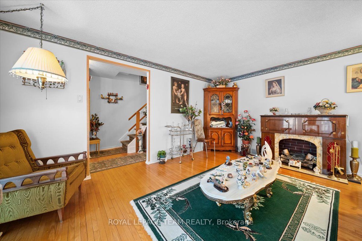 #40 - 1295 Ledbury Avenue Property Photo 48