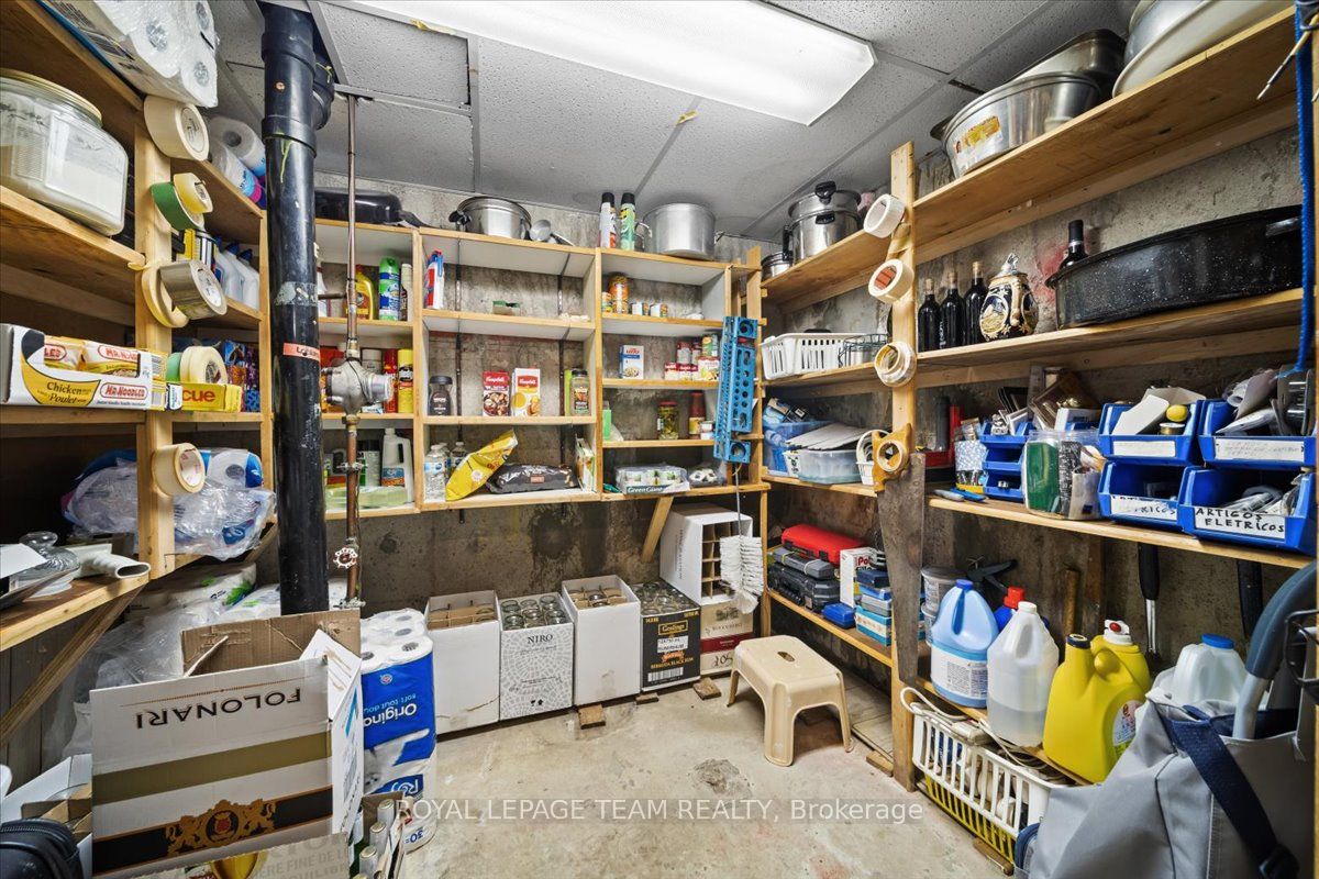 #40 - 1295 Ledbury Avenue Property Photo 53