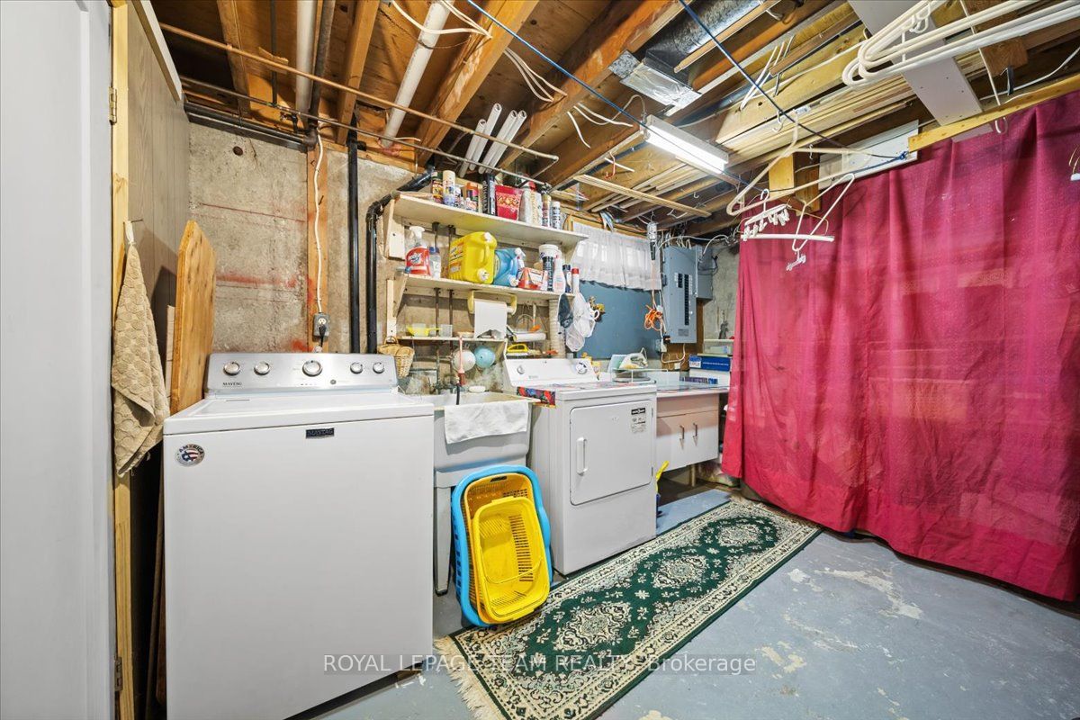 #40 - 1295 Ledbury Avenue Property Photo 63