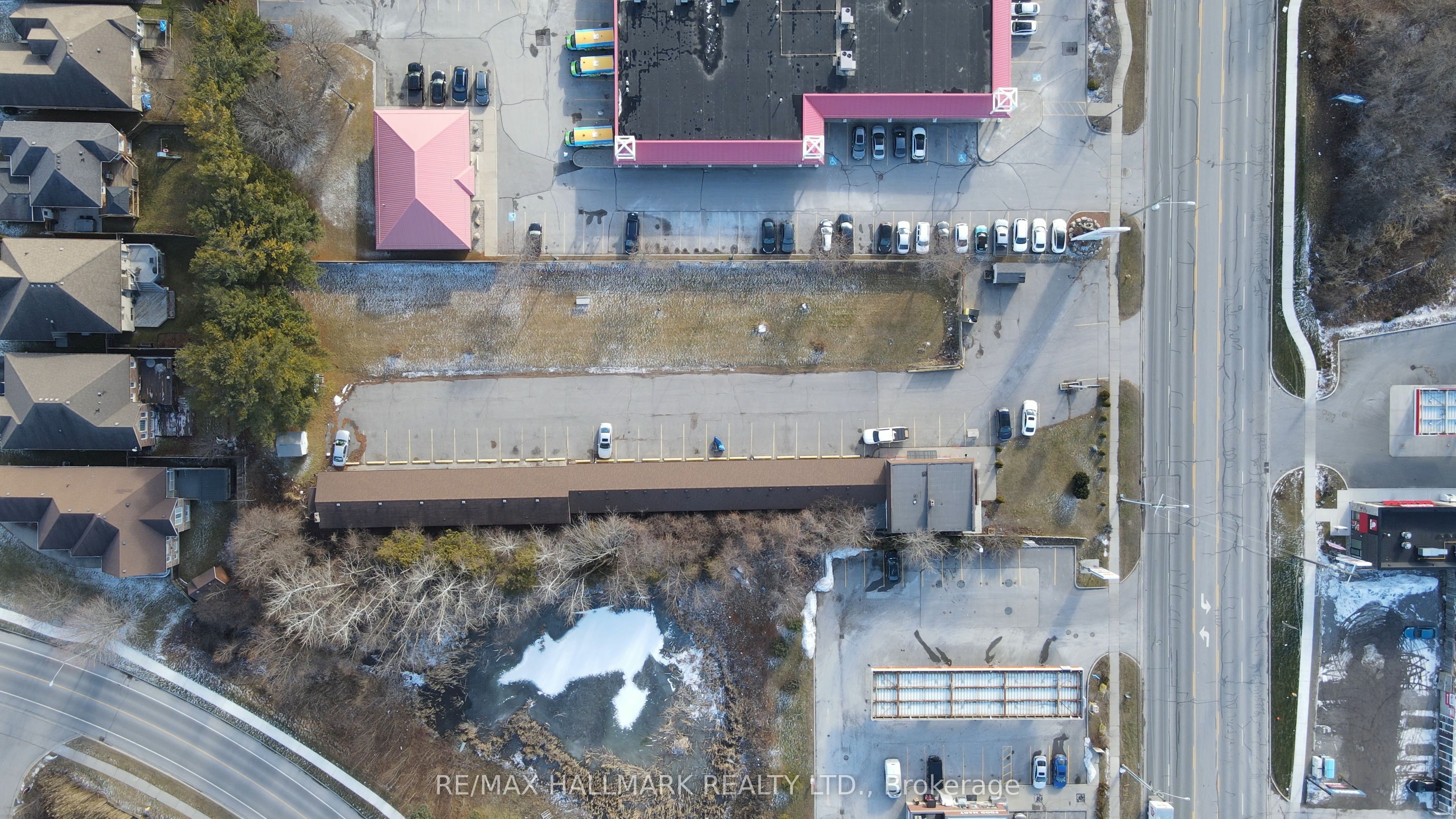 1144 Division Street Property Photo 5