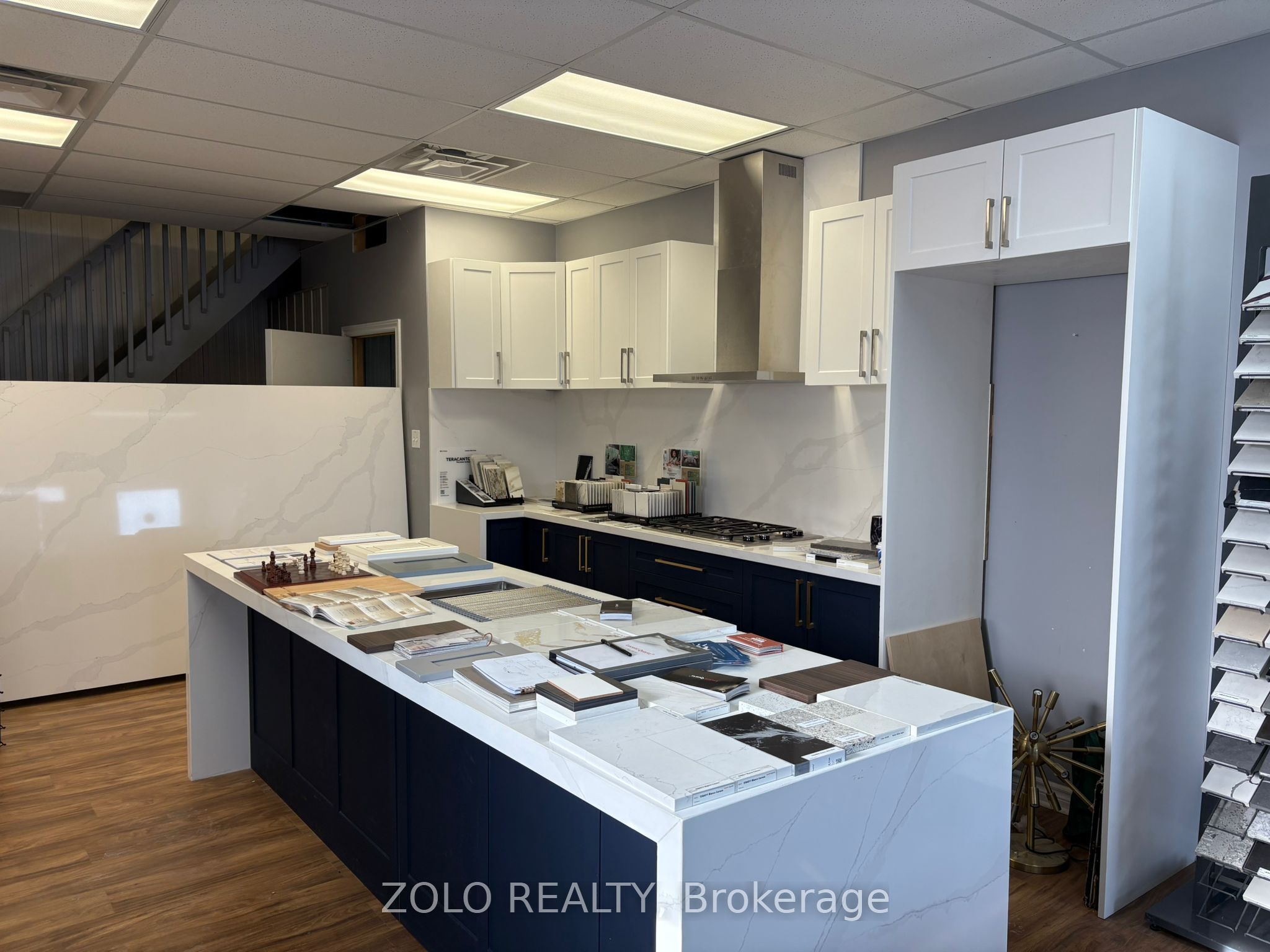 #7 - 5509 Canotek Road Property Photo 7