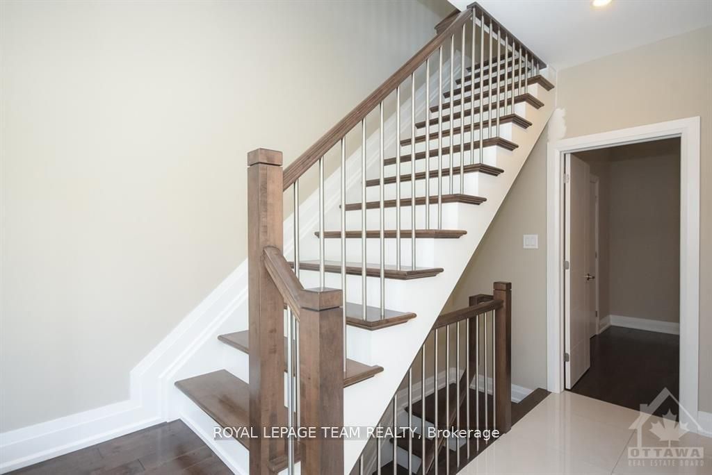 82 Empress Avenue Property Photo 8