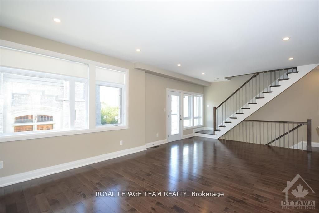 82 Empress Avenue Property Photo 12