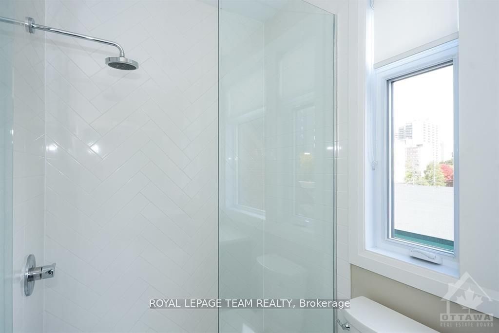 82 Empress Avenue Property Photo 24
