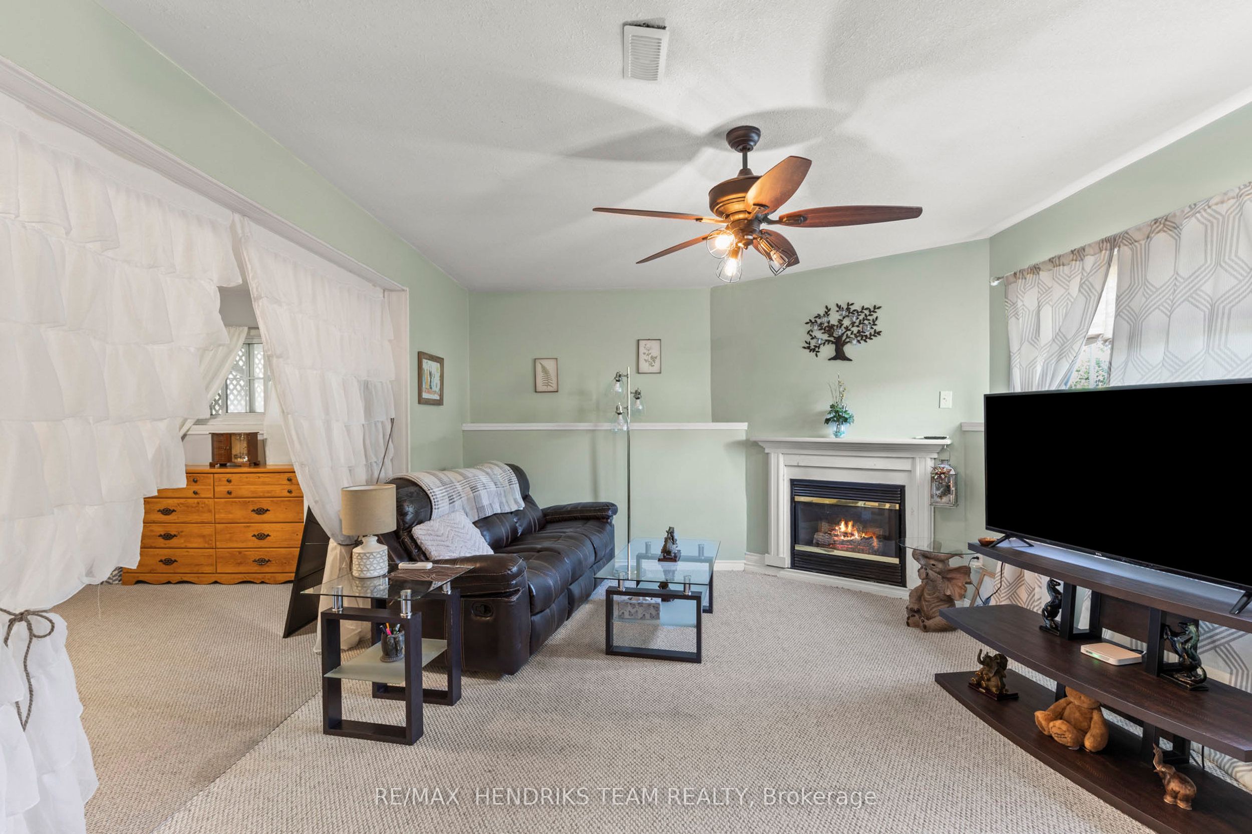 550 Albany Street Property Photo 26