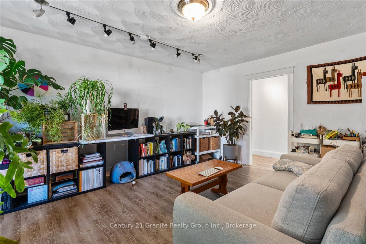 15 Newcastle Street Property Photo 14