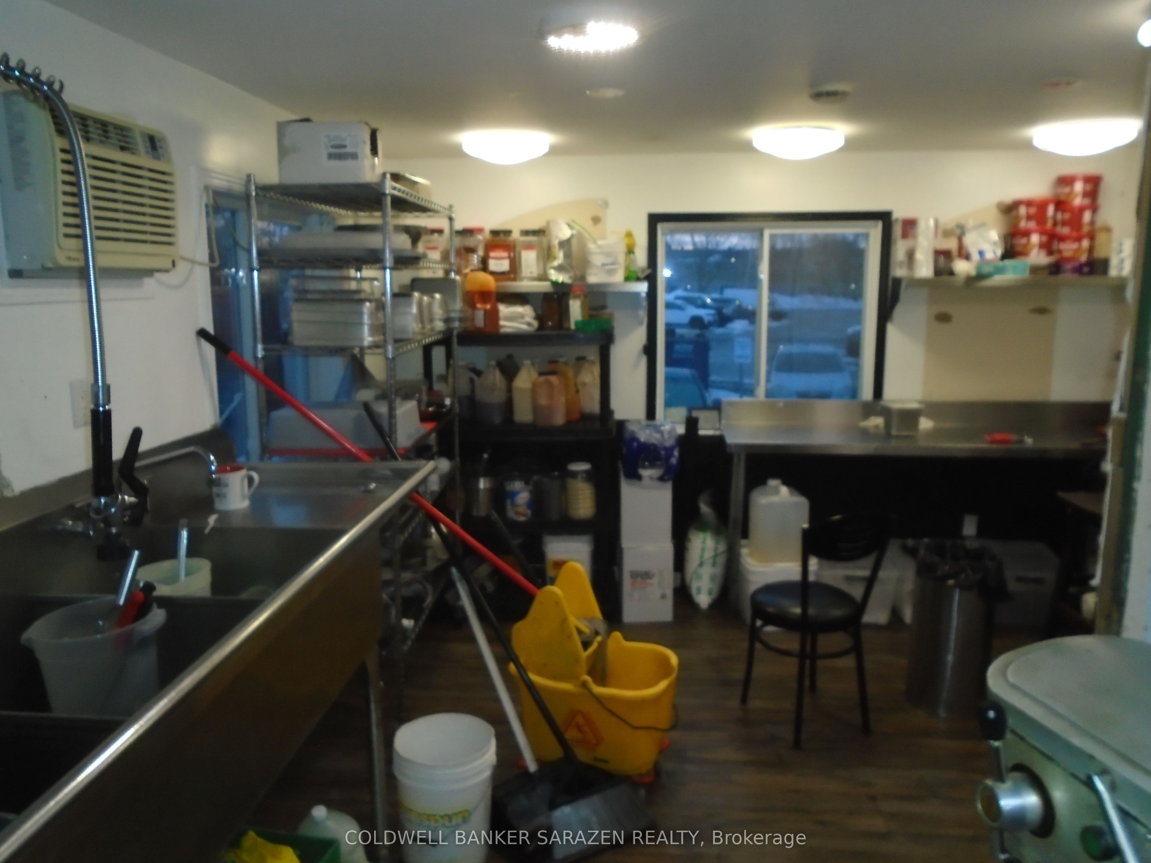 912 St Laurent Boulevard Boulevard Property Photo 4