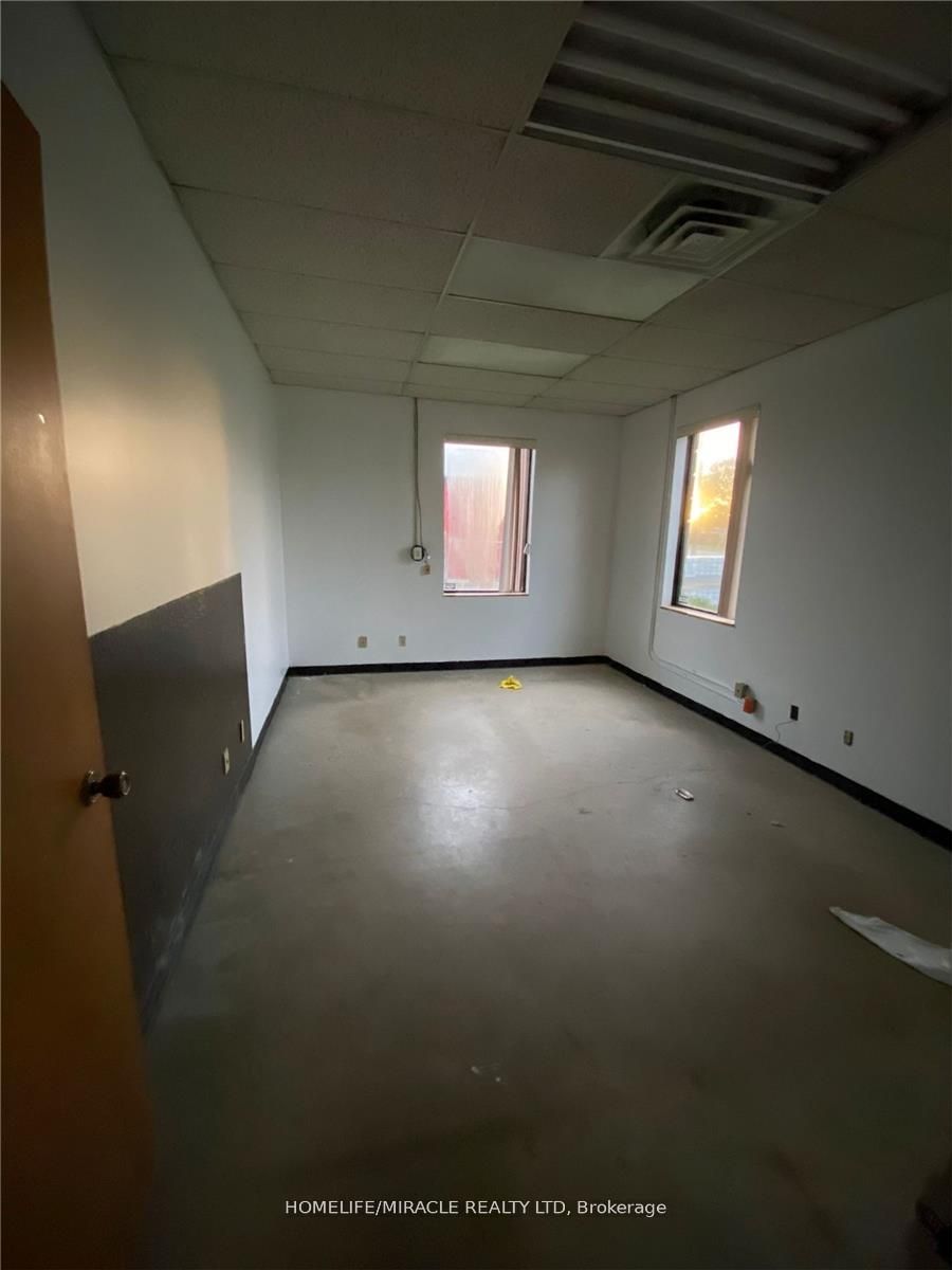 400 National Road Property Photo 3
