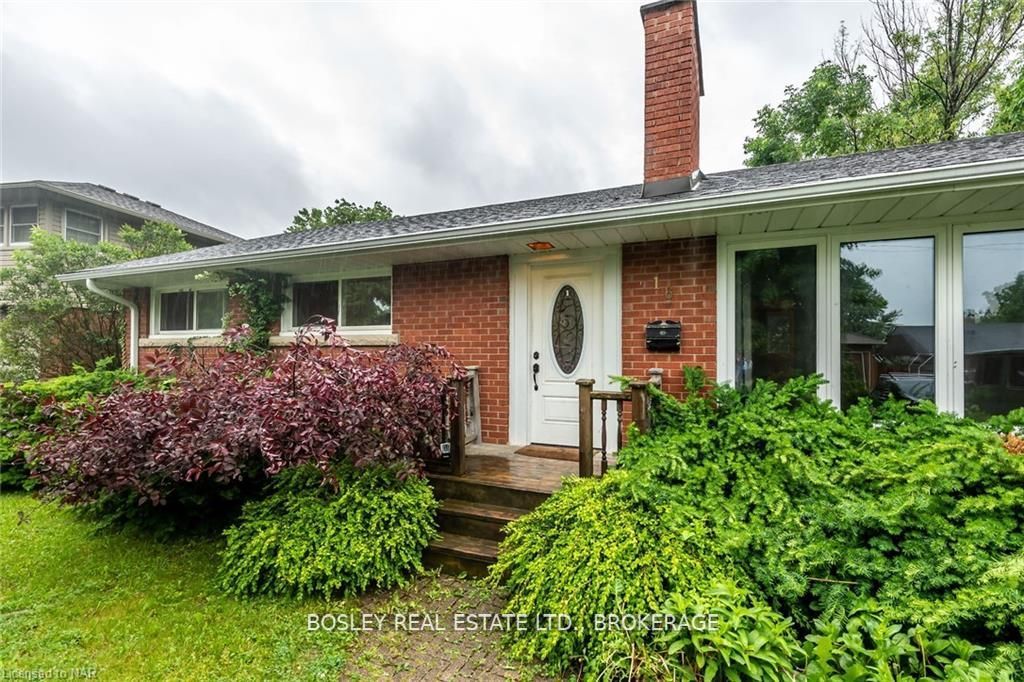 16 Strathmore Road Property Photo 1