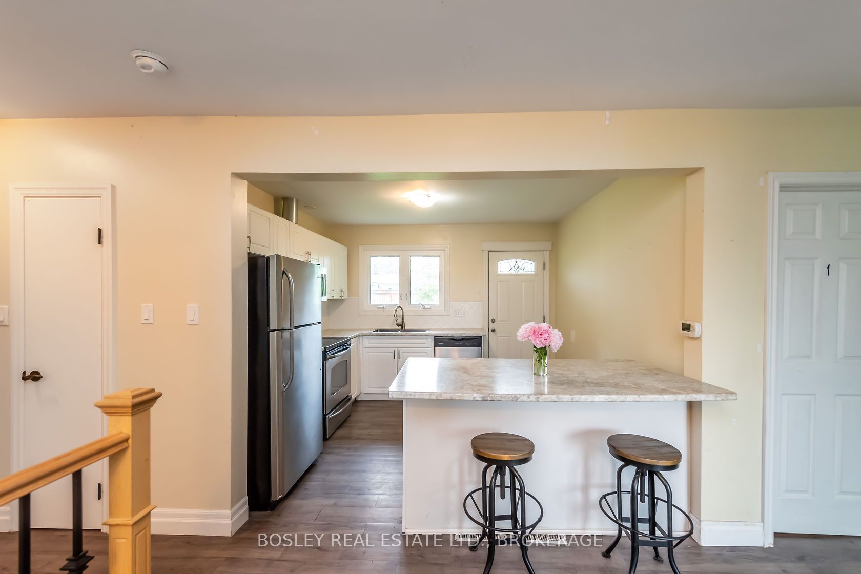 16 Strathmore Road Property Photo 2