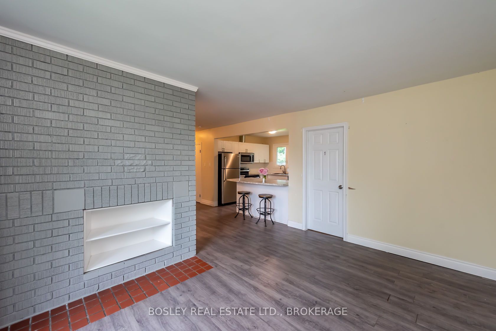 16 Strathmore Road Property Photo 4