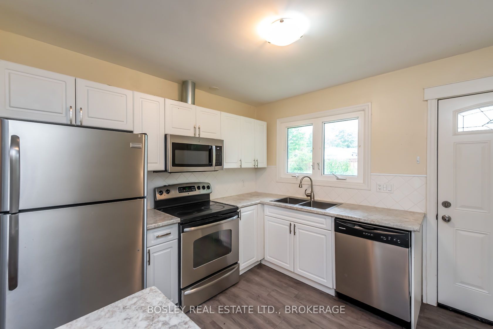 16 Strathmore Road Property Photo 8