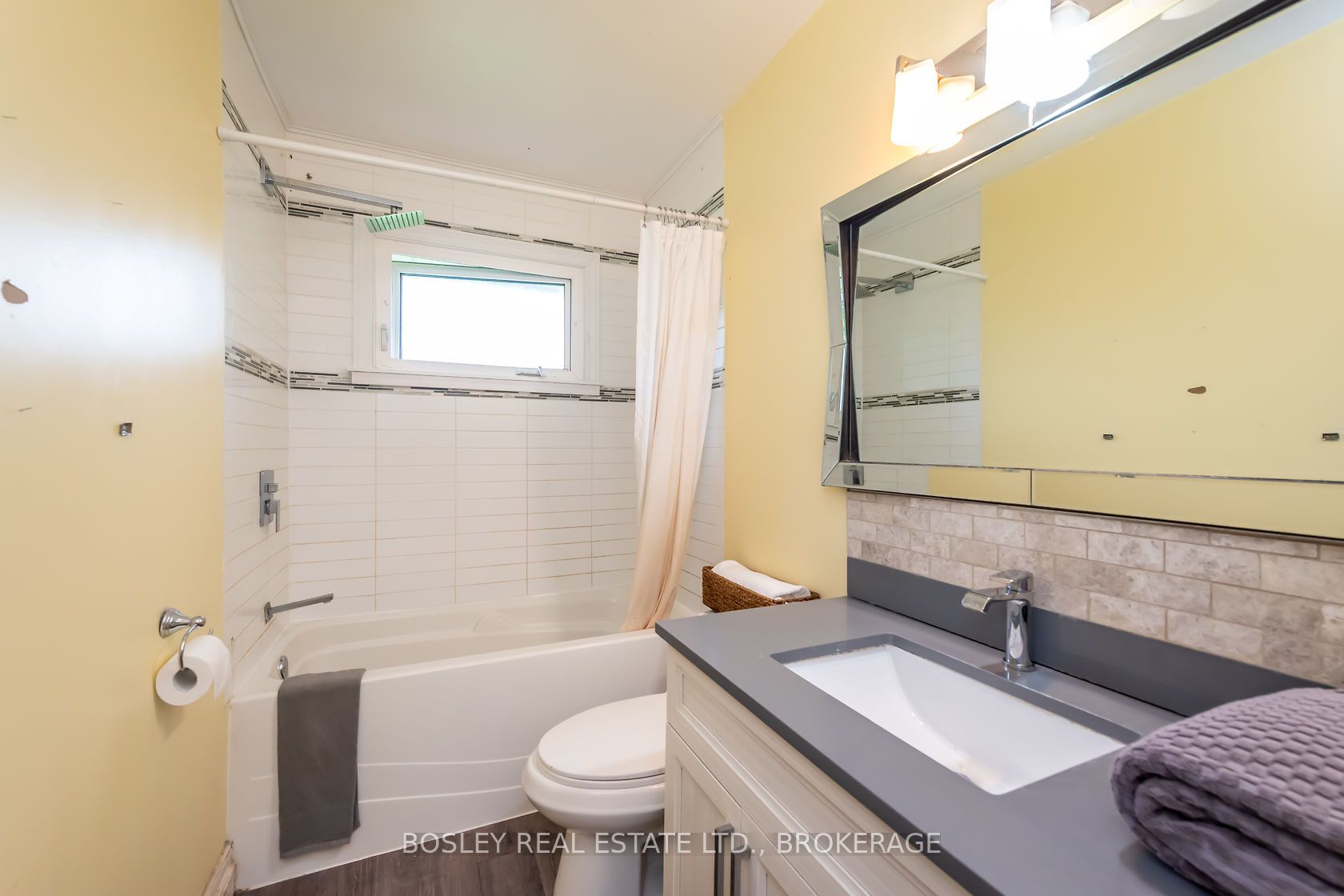 16 Strathmore Road Property Photo 12