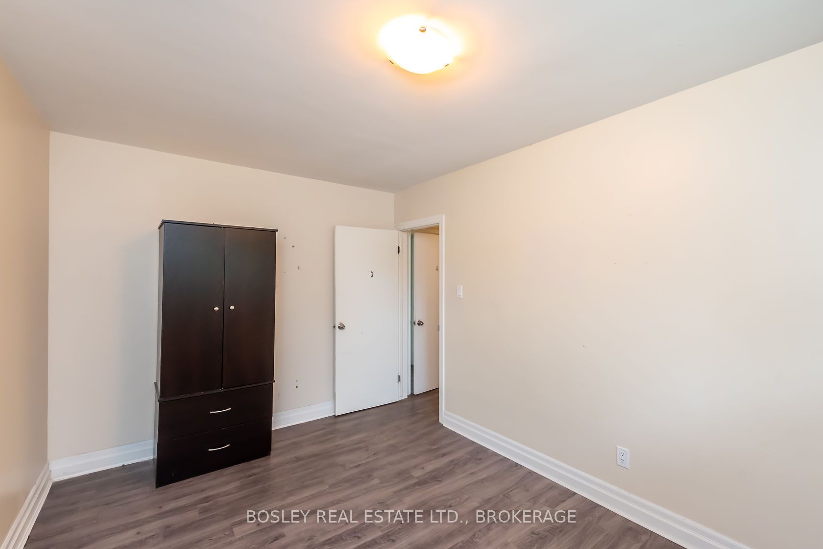 16 Strathmore Road Property Photo 16