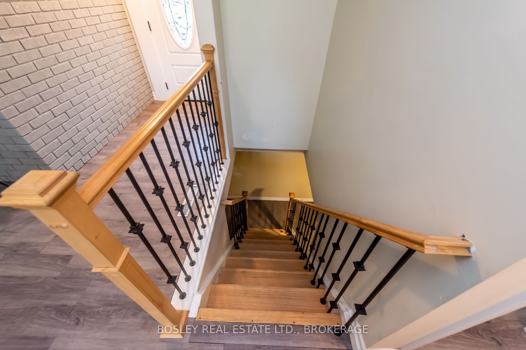 16 Strathmore Road Property Photo 19
