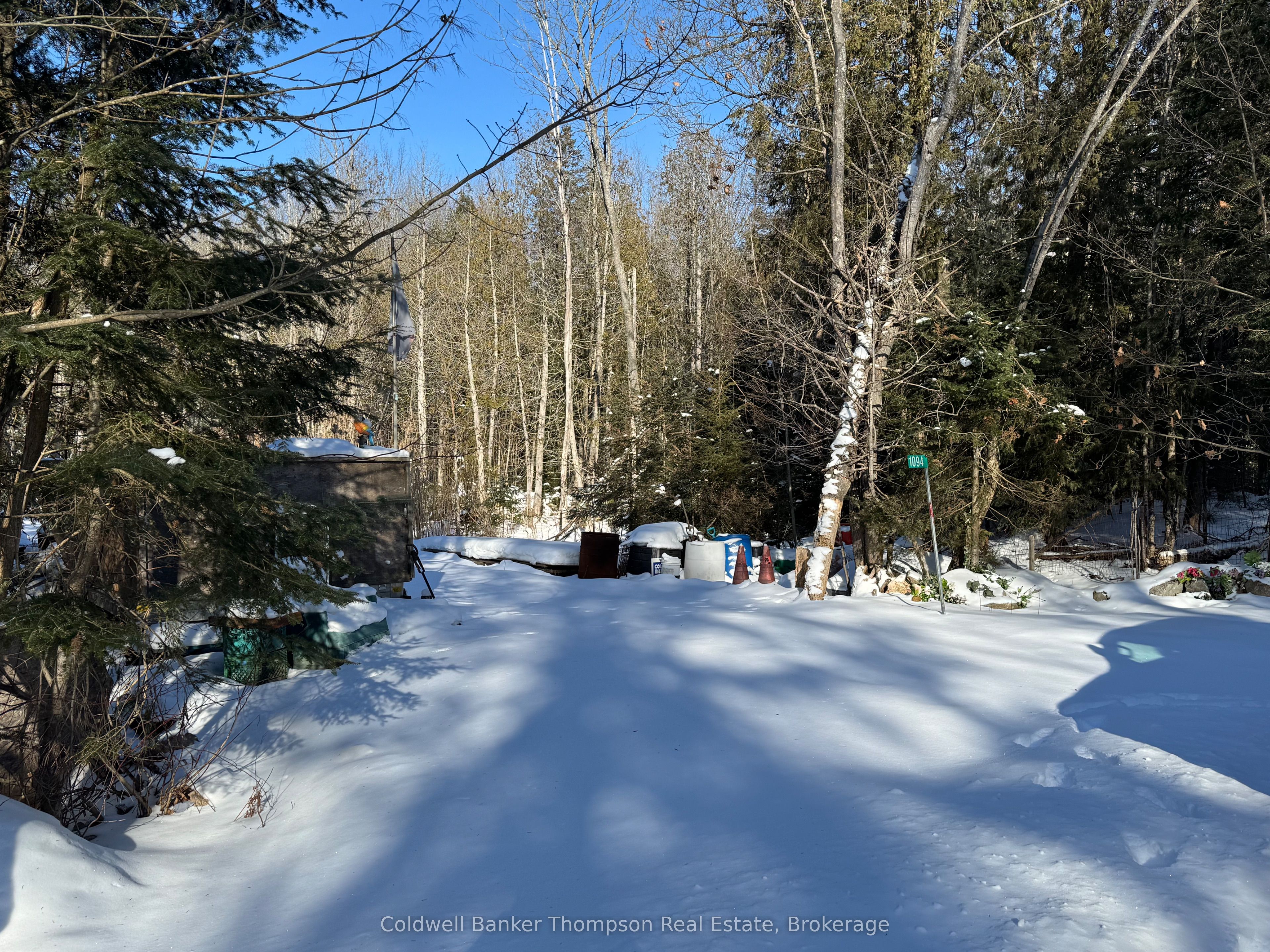 1094 Stoney Road Property Photo