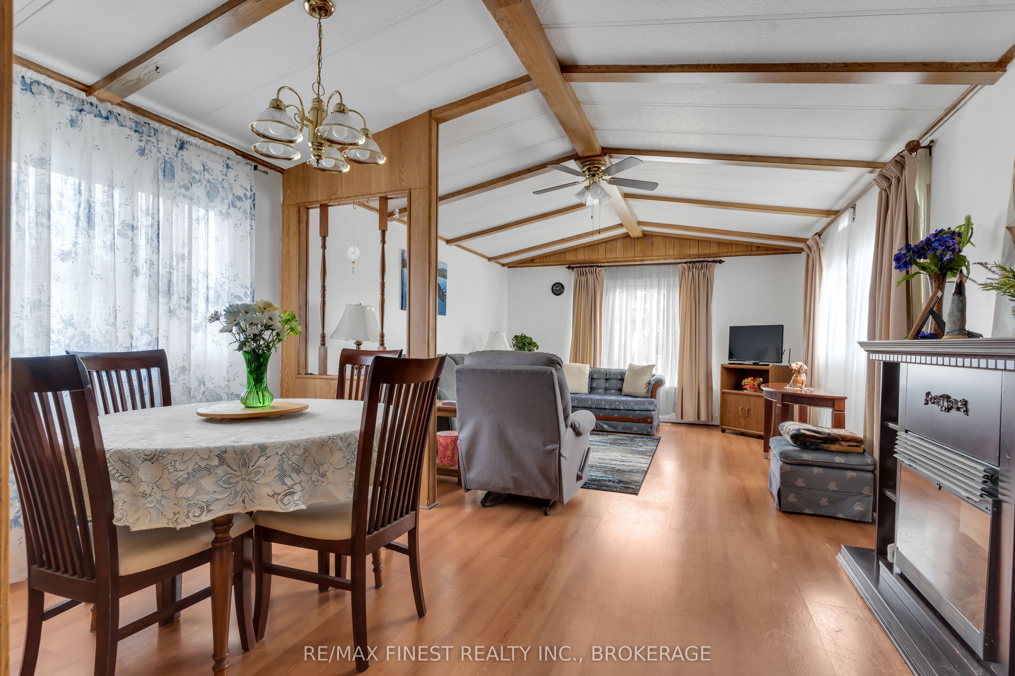 7 Cedar Street Property Photo 5