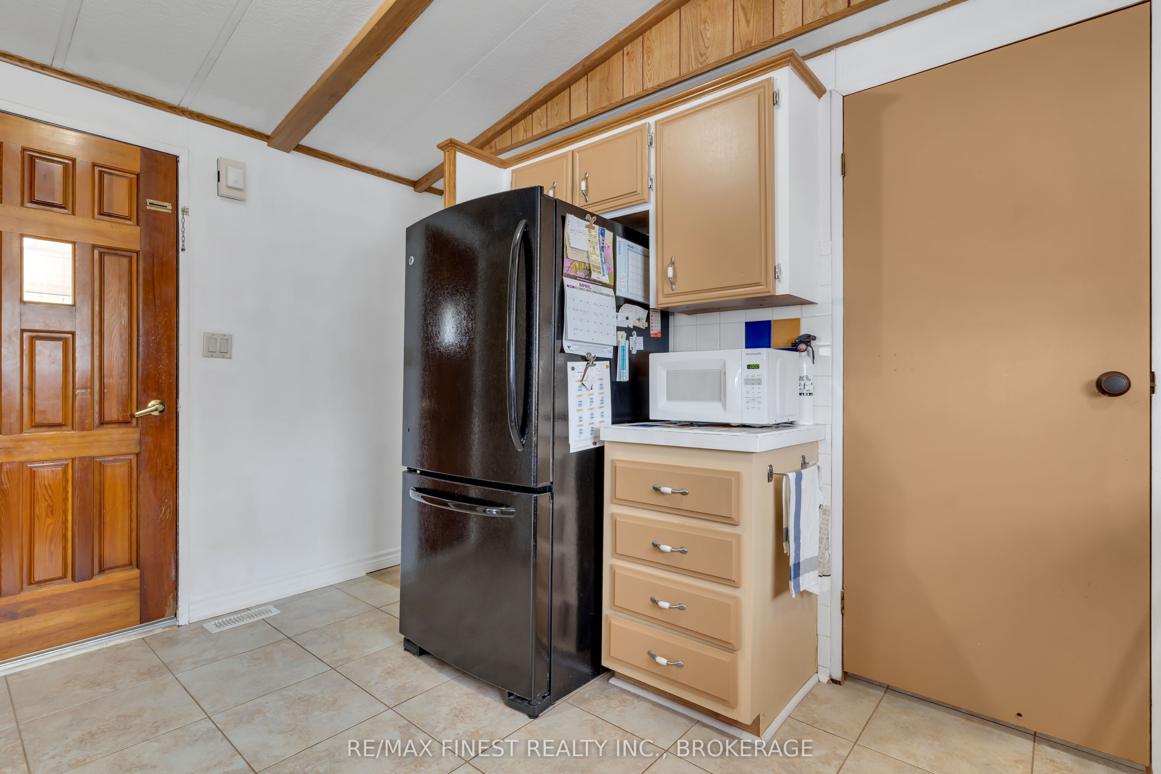 7 Cedar Street Property Photo 14