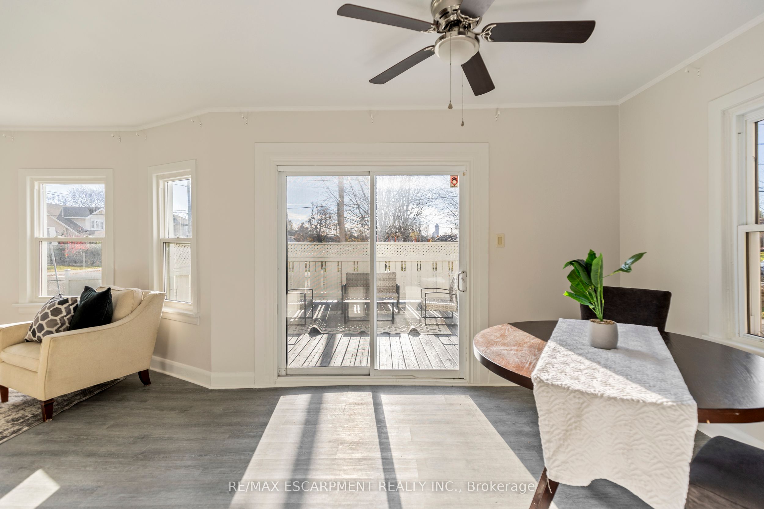4599 Fourth Avenue Property Photo 17