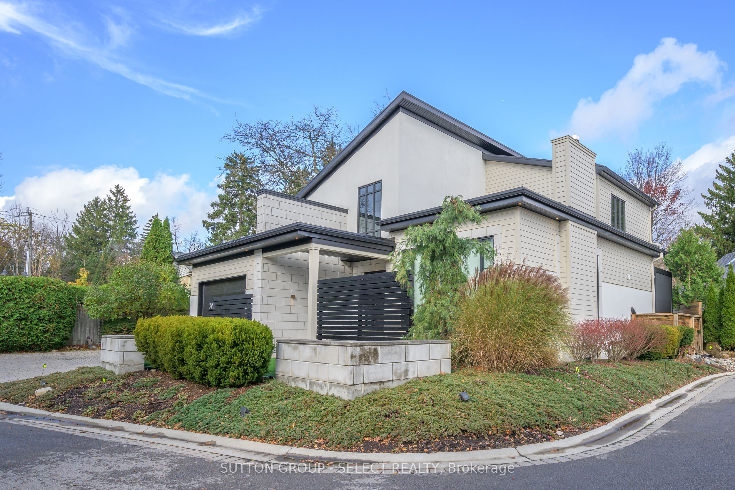 301 Waterstone Place Property Photo 4