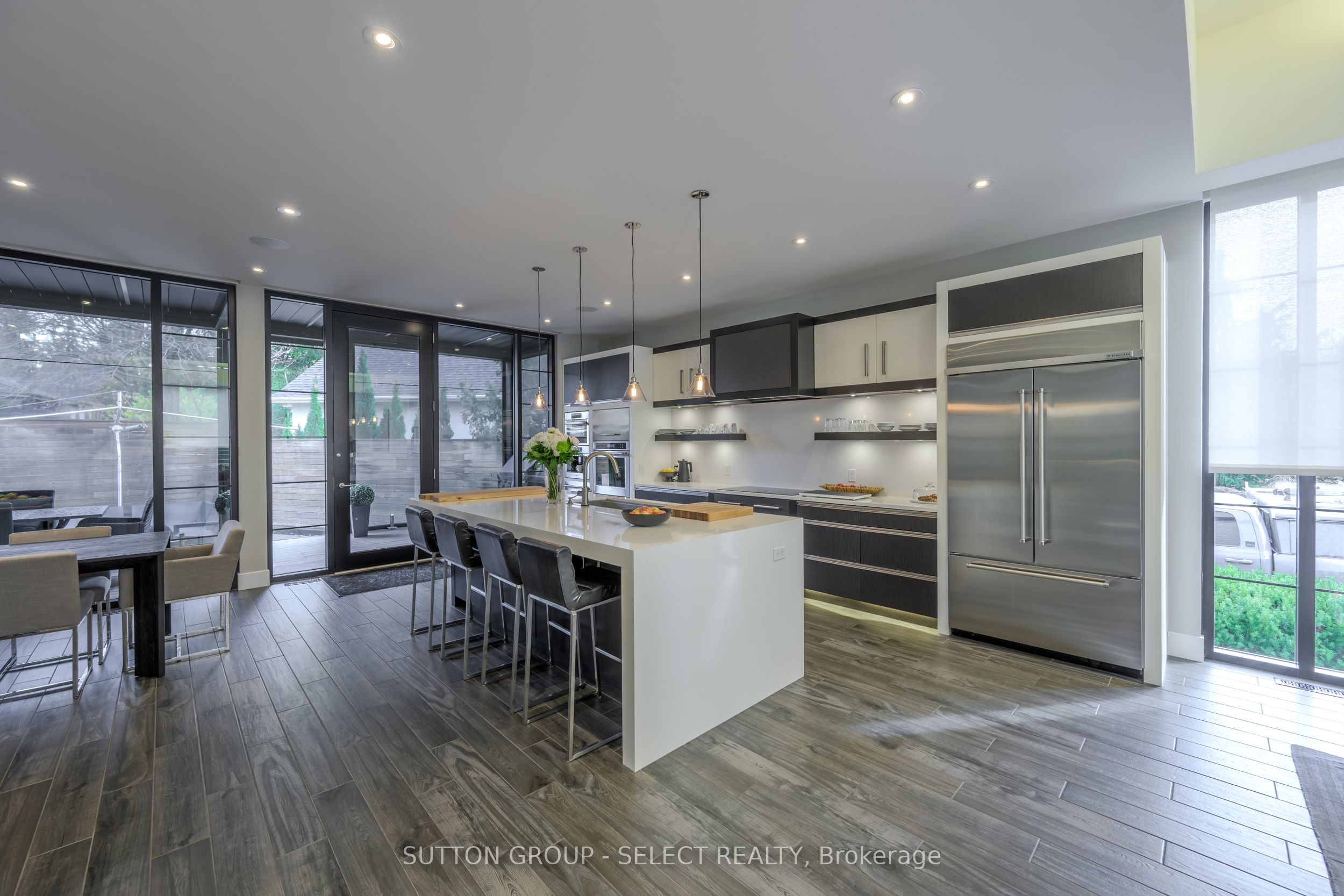 301 Waterstone Place Property Photo 6