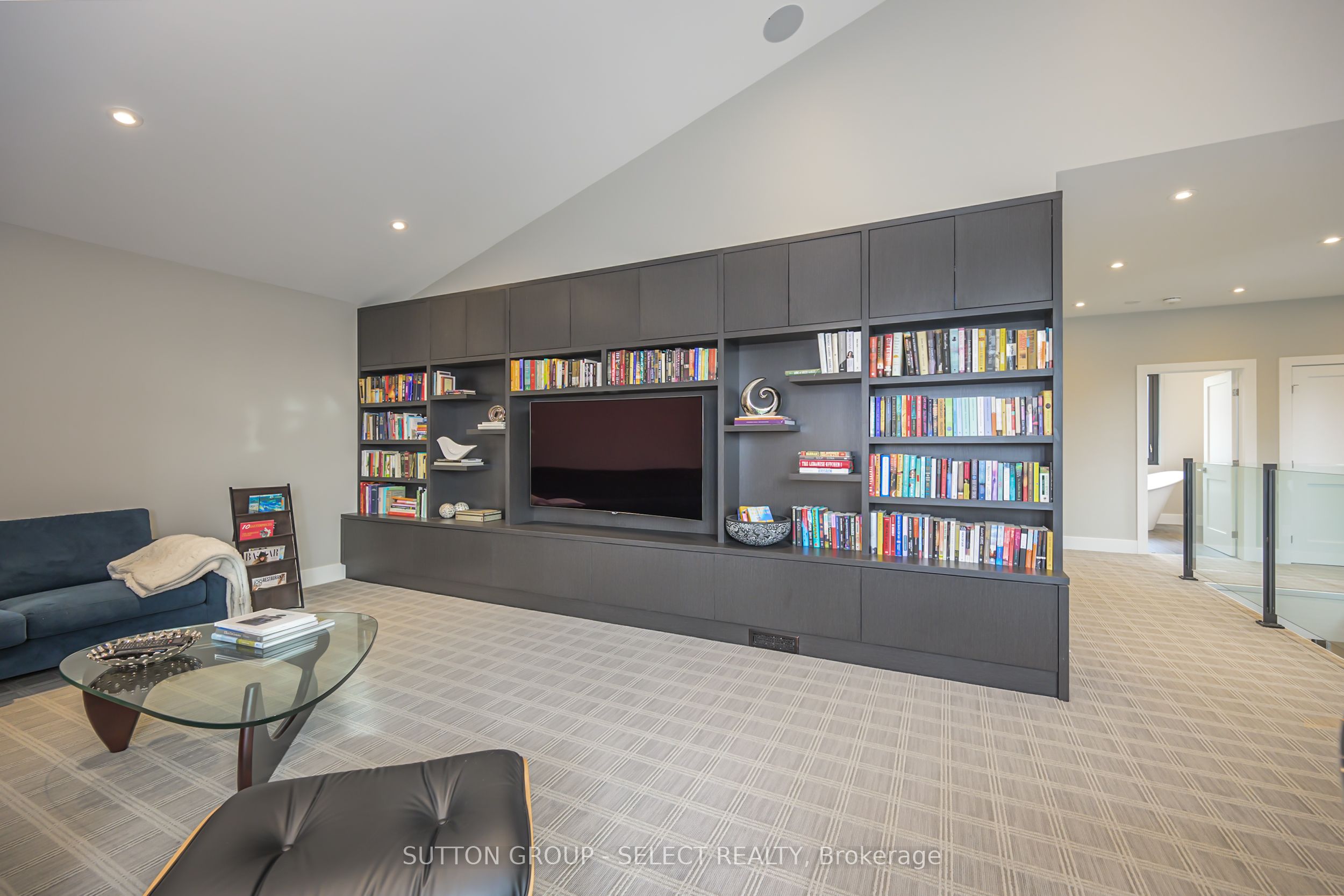 301 Waterstone Place Property Photo 20