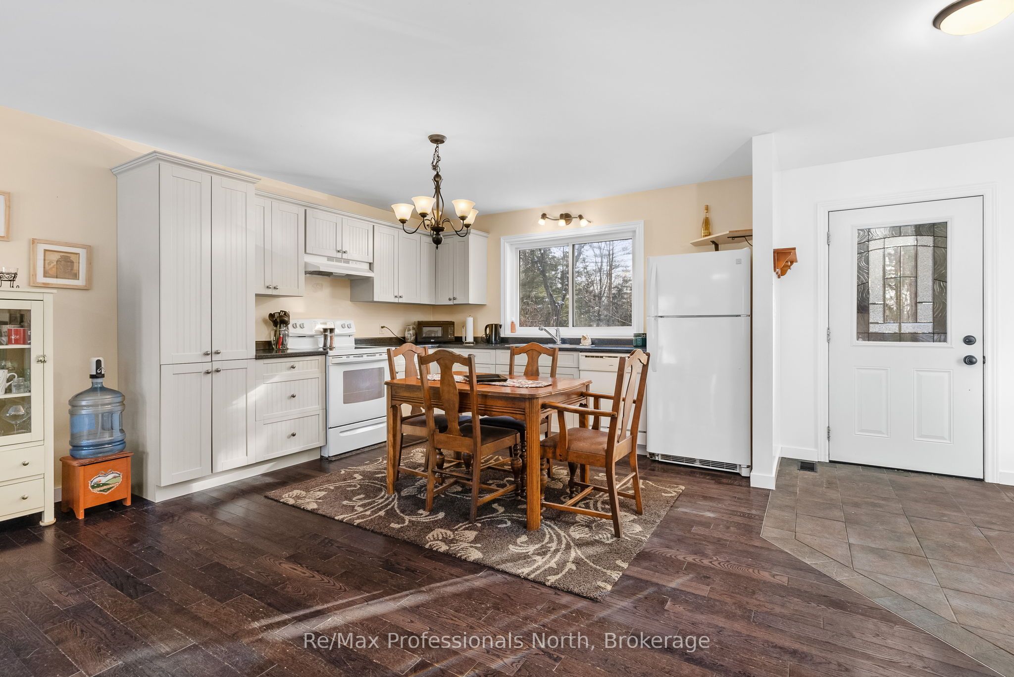1011 Fitchett Lane Property Photo 8