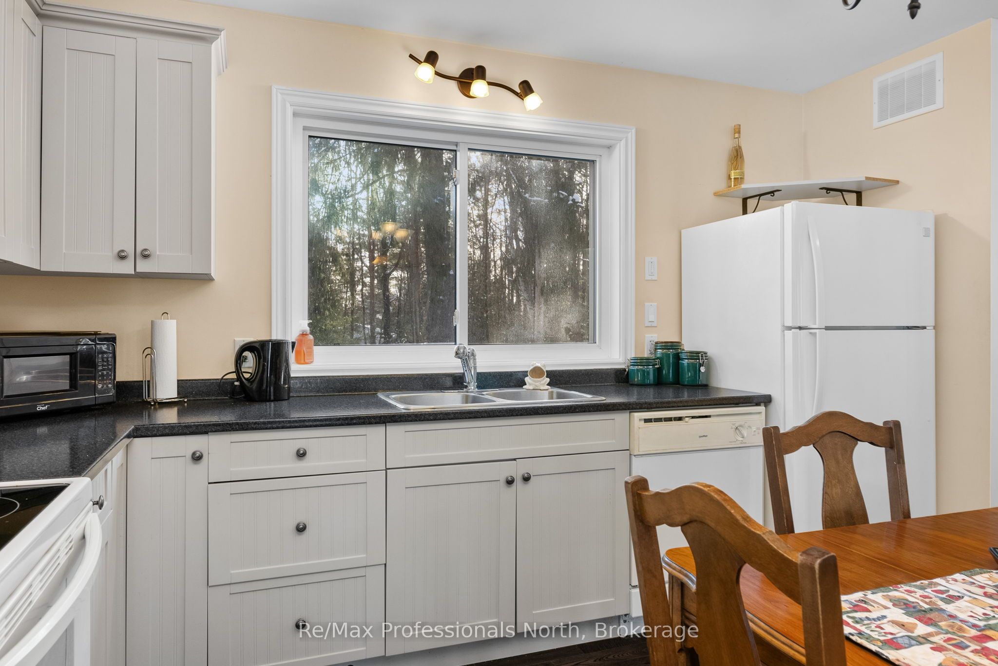 1011 Fitchett Lane Property Photo 10