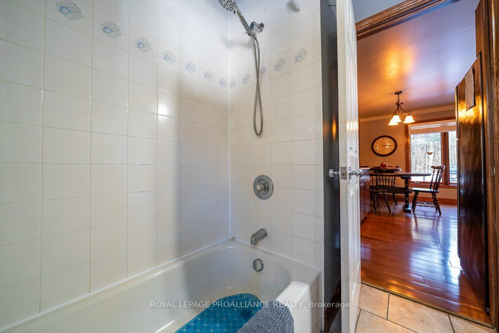 1151 Harlowe Road Property Photo 15