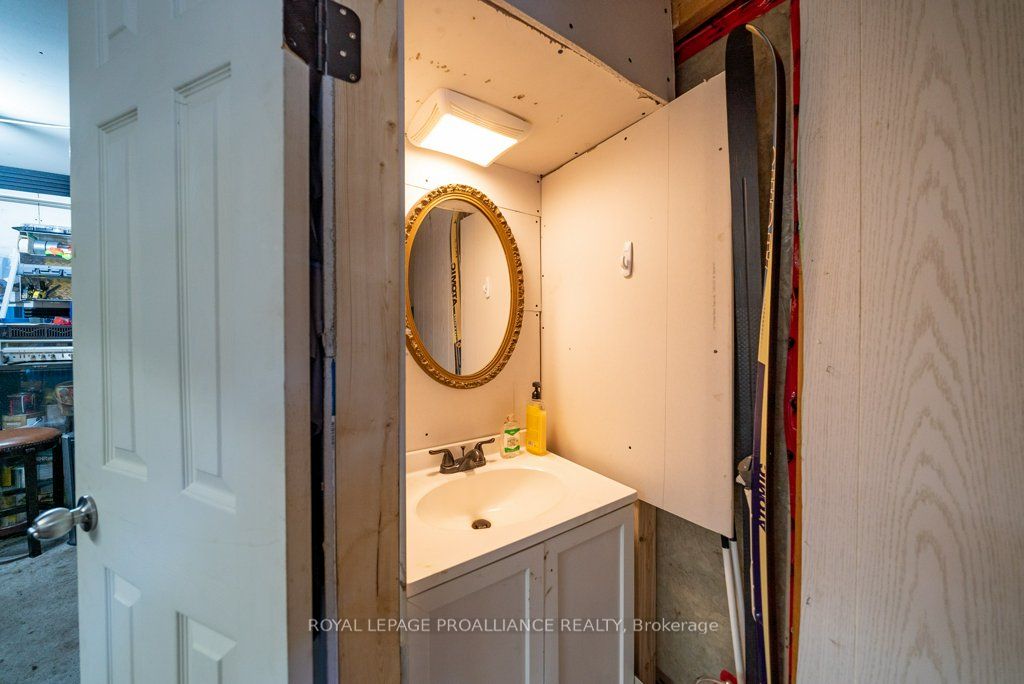 1151 Harlowe Road Property Photo 32