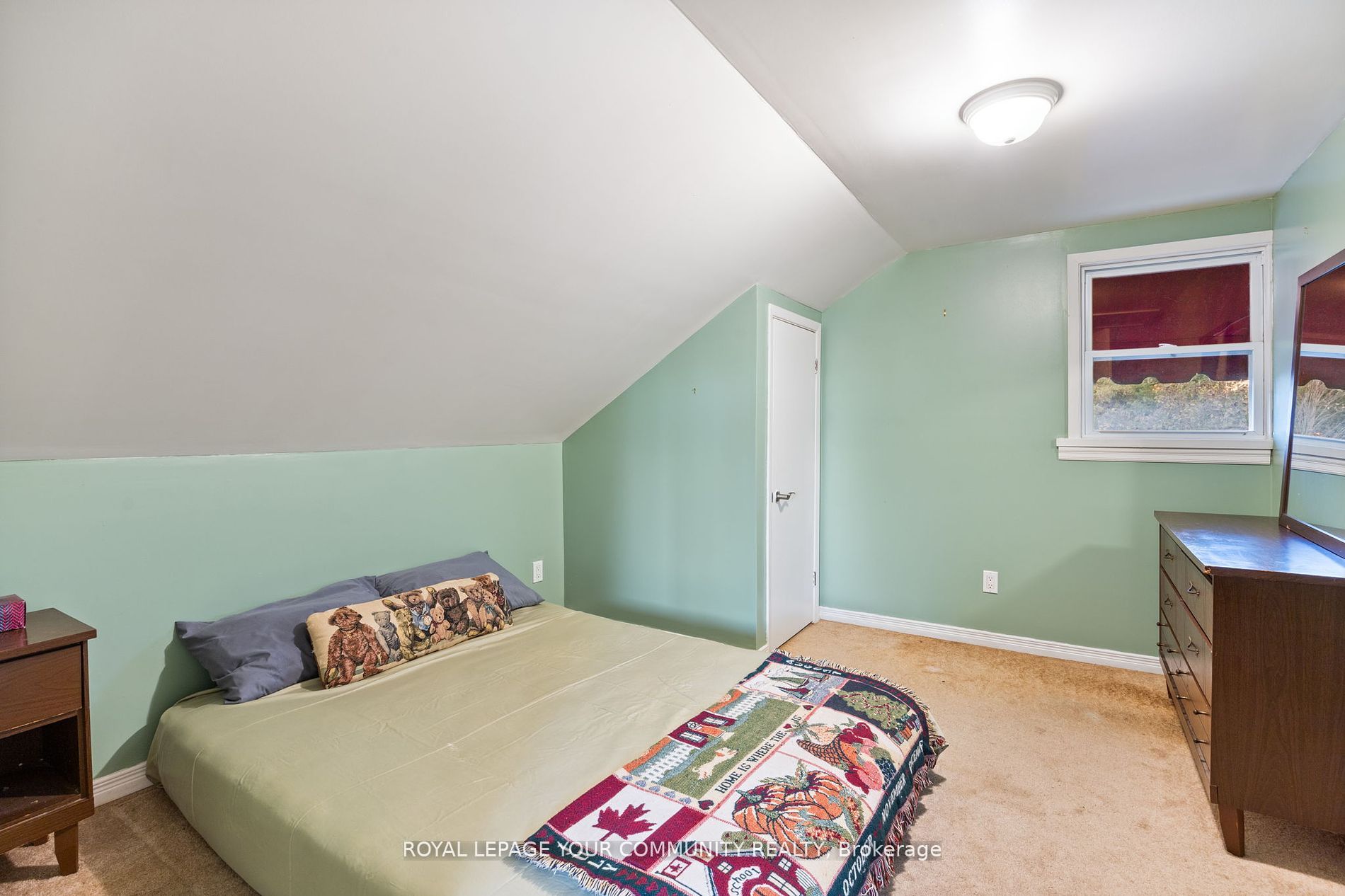 79 Ball Point Road Property Photo 9