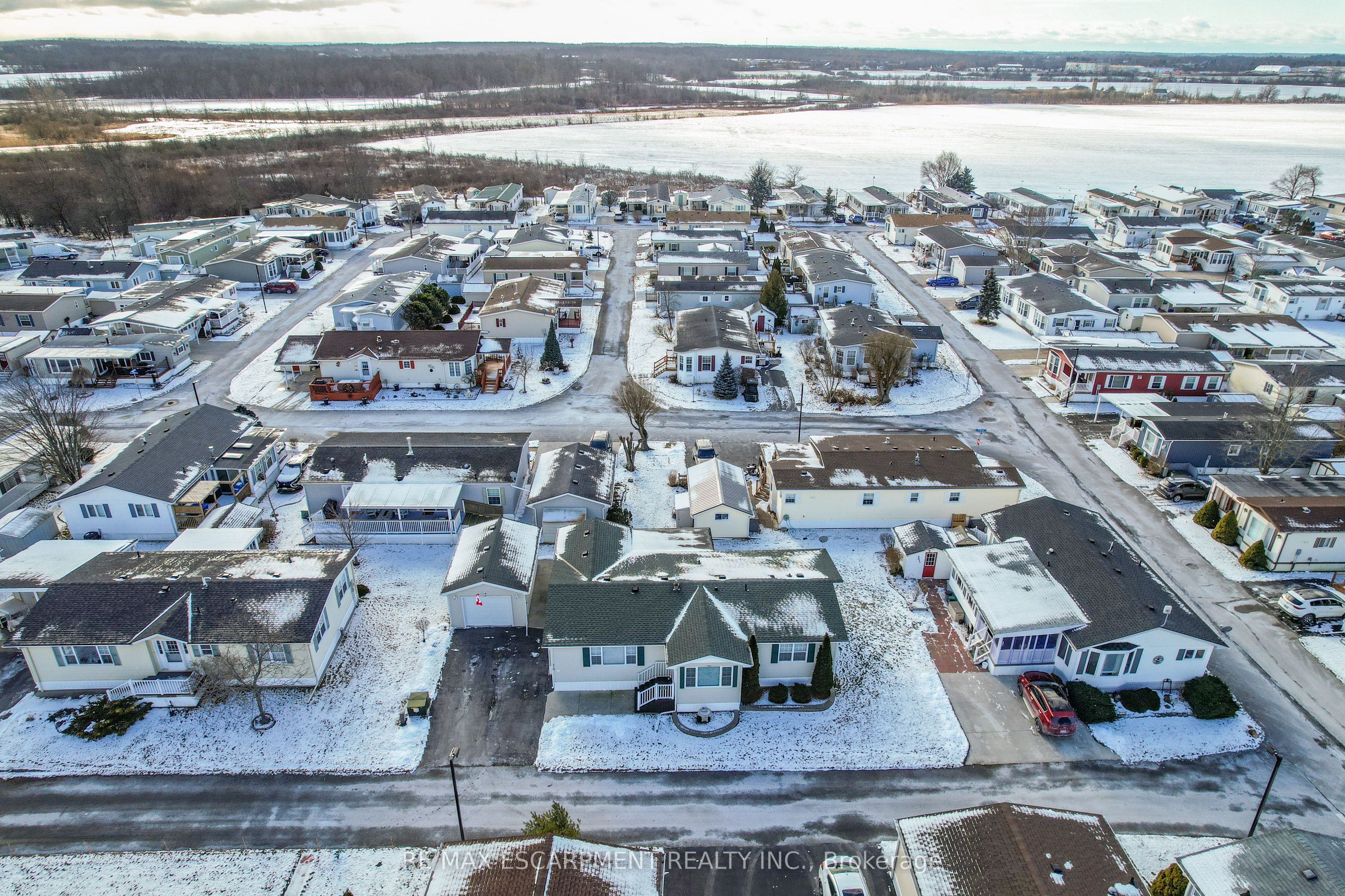 #310 - 3033 Townline Road Property Photo 23