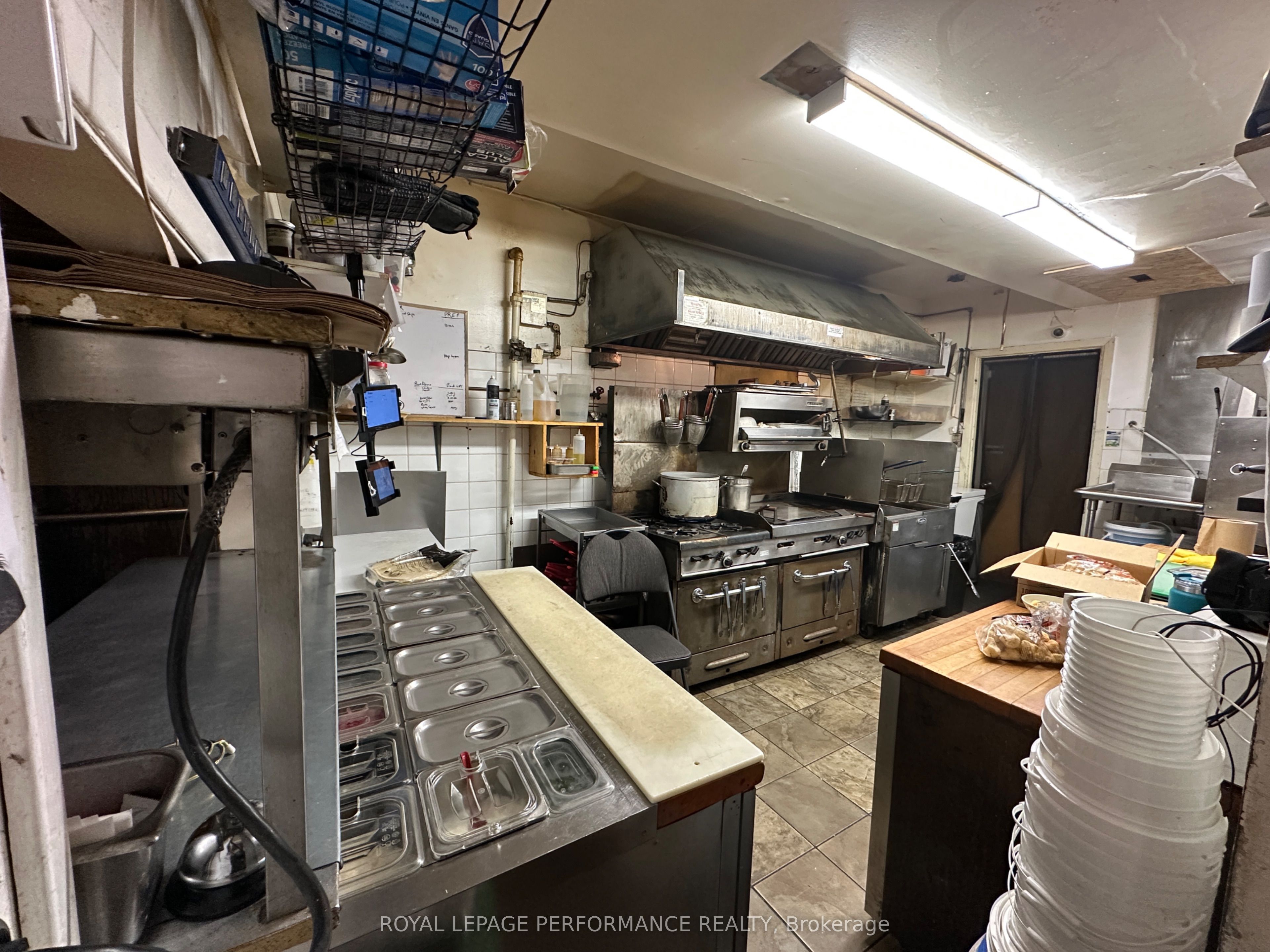 495 Somerset Street Property Photo 11