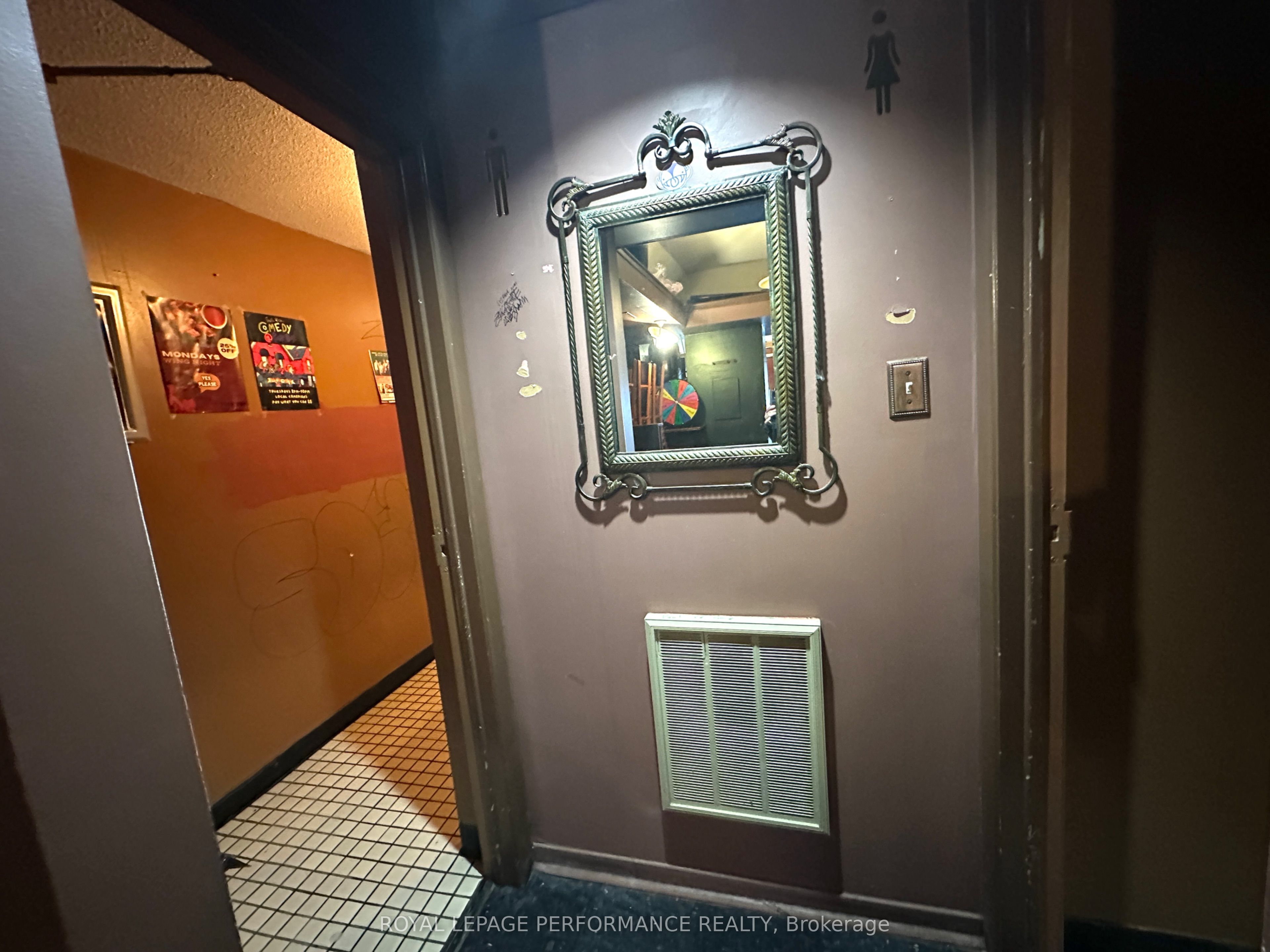 495 Somerset Street Property Photo 15