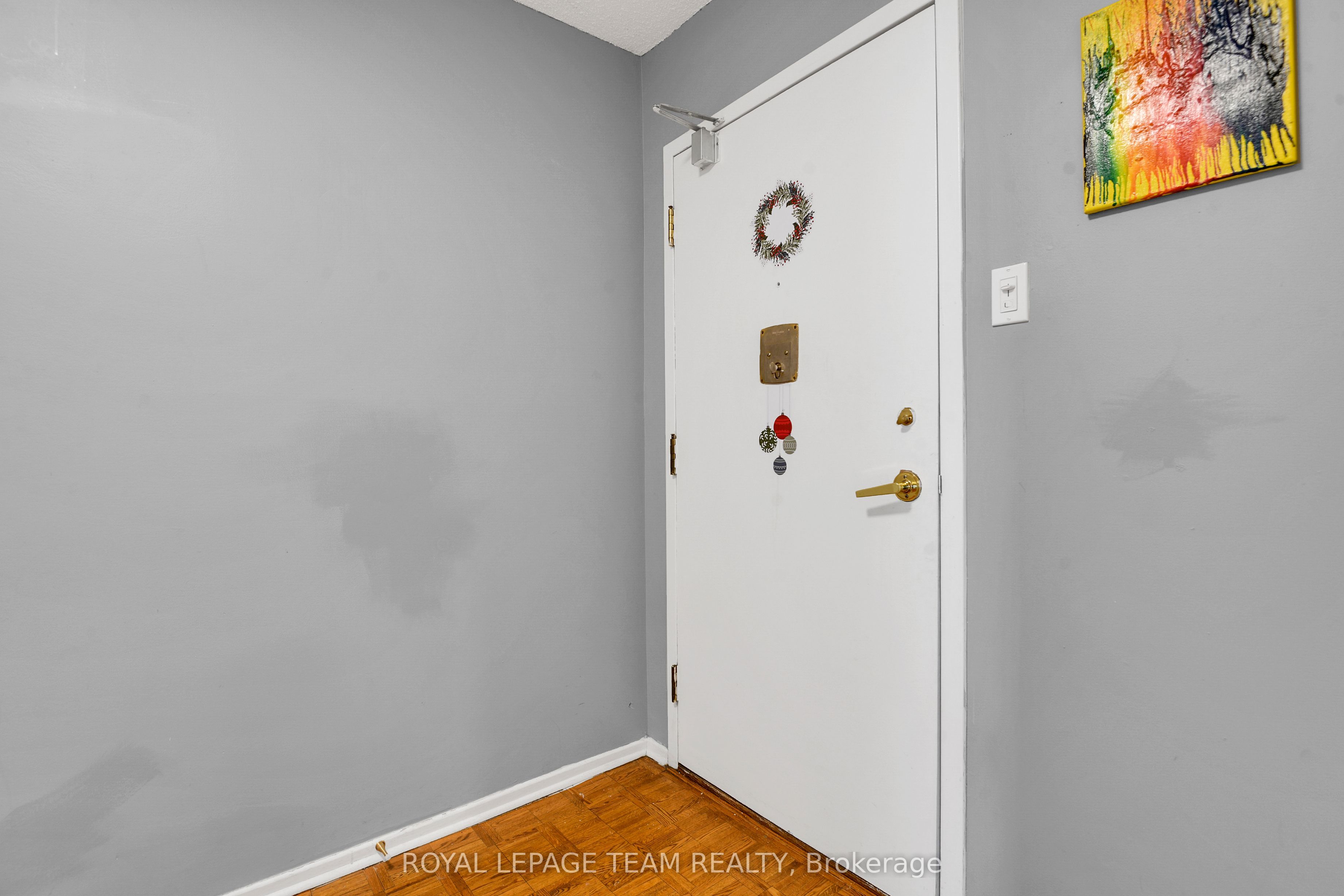 #801 - 1285 Cahill Drive Property Photo 6
