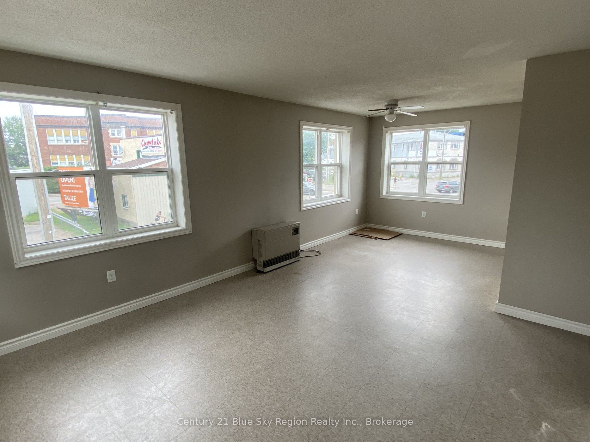 1149 Cassells Street Property Photo 5