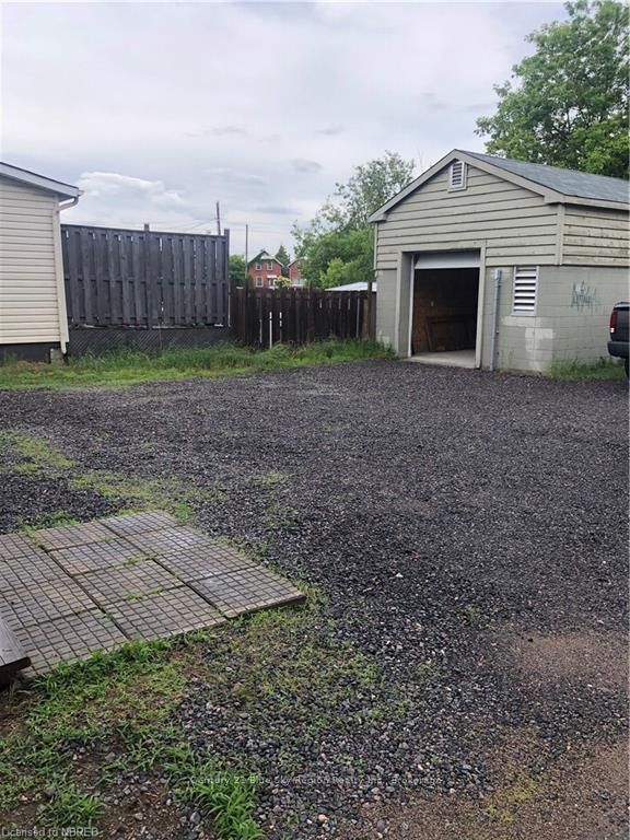 1149 Cassells Street Property Photo 16