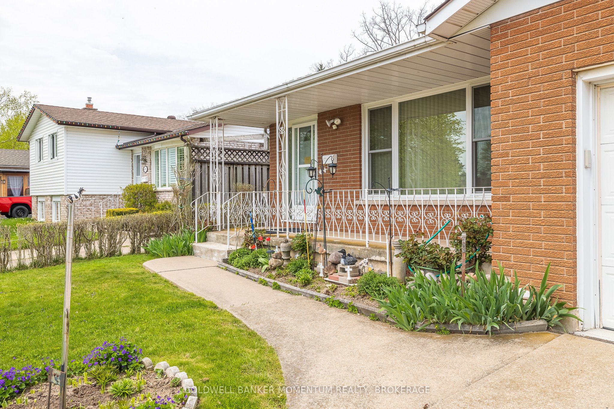 4177 Brookdale Drive Property Photo 4