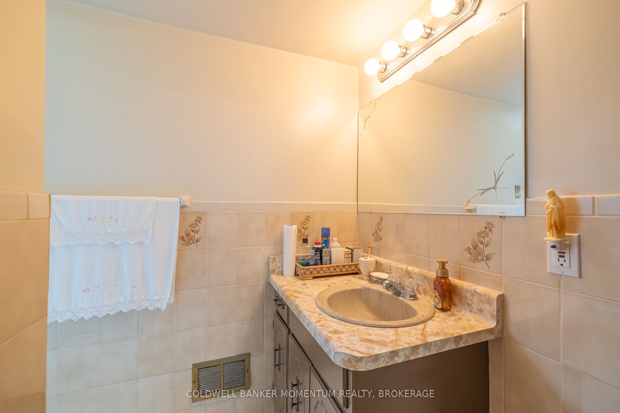 4177 Brookdale Drive Property Photo 27