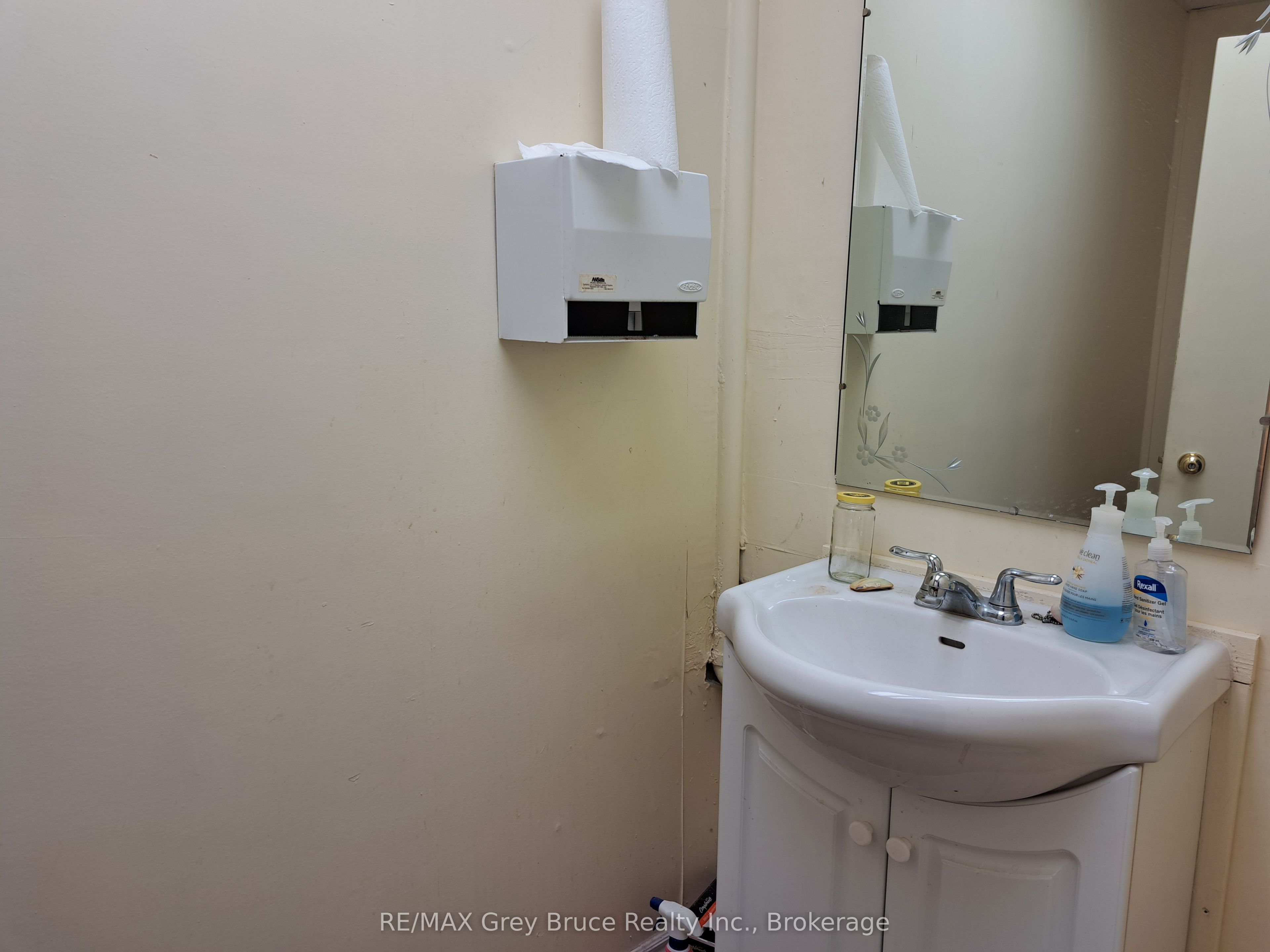 28 Sykes Street Property Photo 6