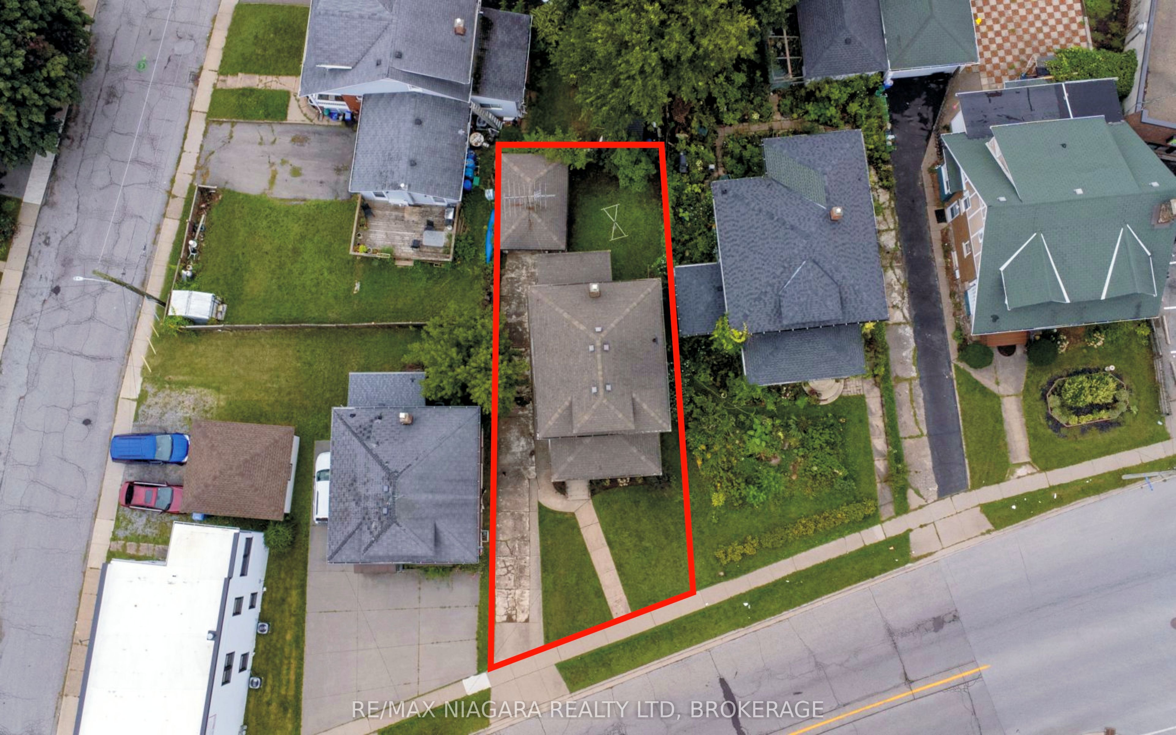 6141 Main Street Property Photo 5