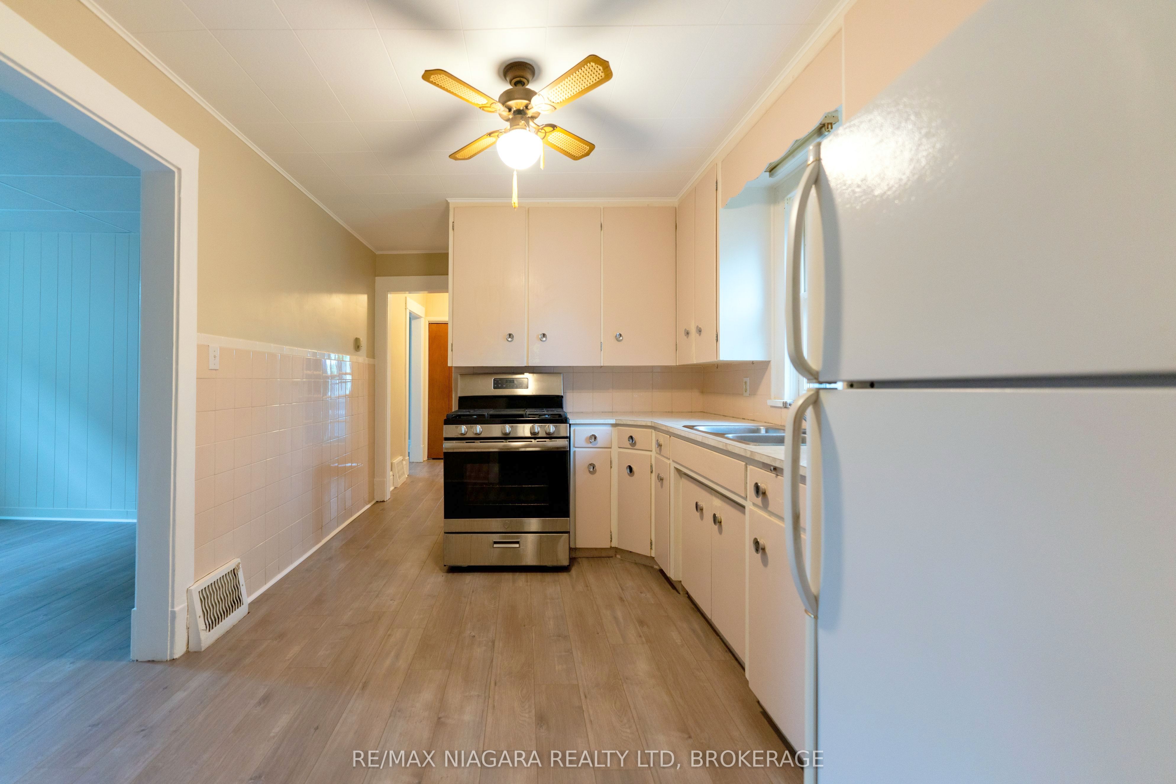 6141 Main Street Property Photo 18