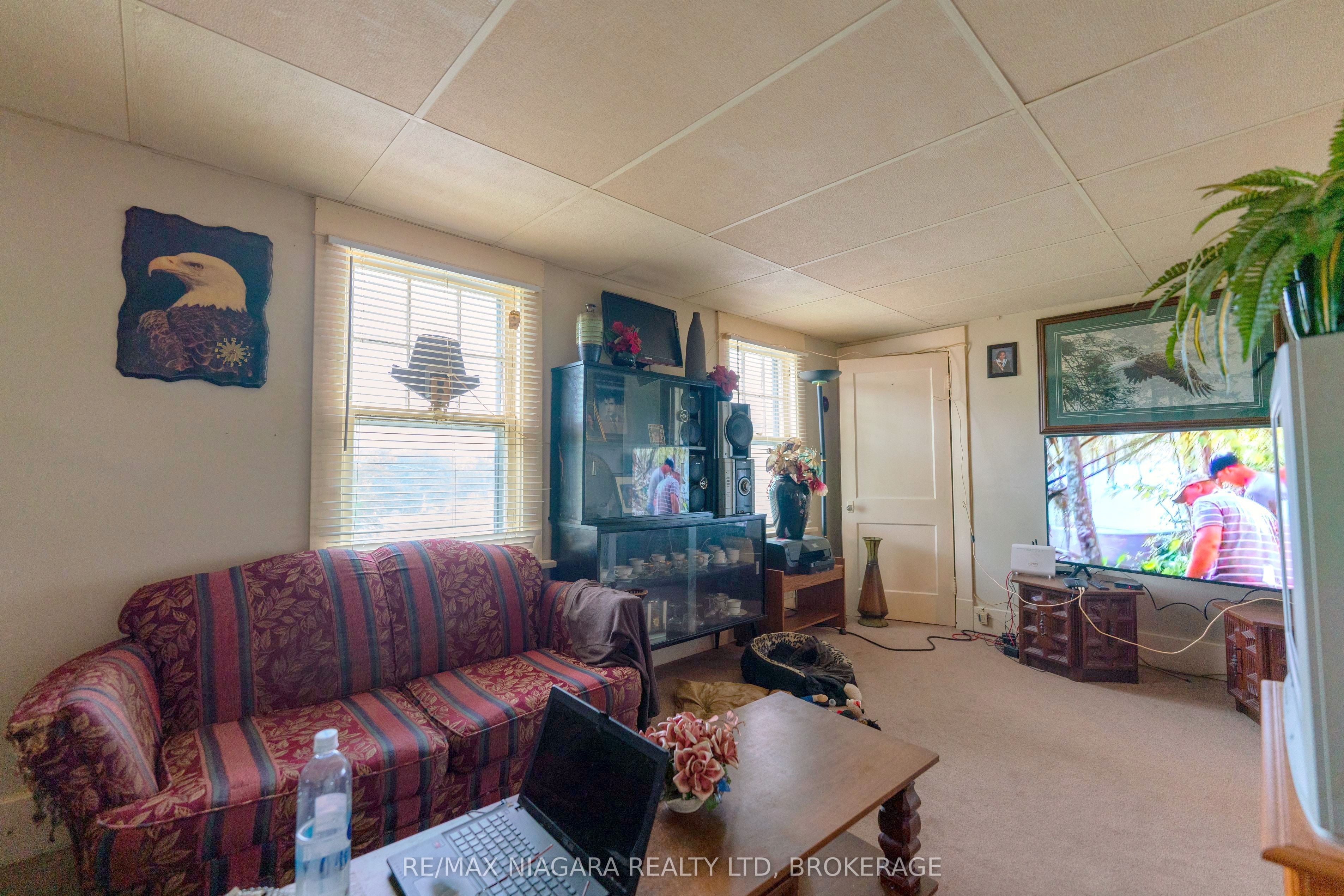 6141 Main Street Property Photo 31